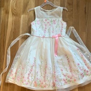 Girls floral dress